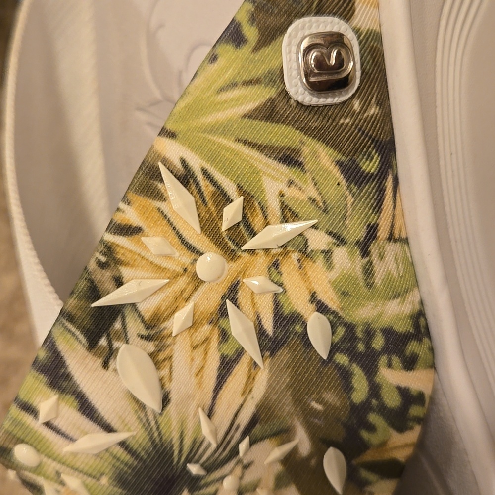 Bzees Diamond X Band Wedge Slide Sandals - Picture 5 of 9